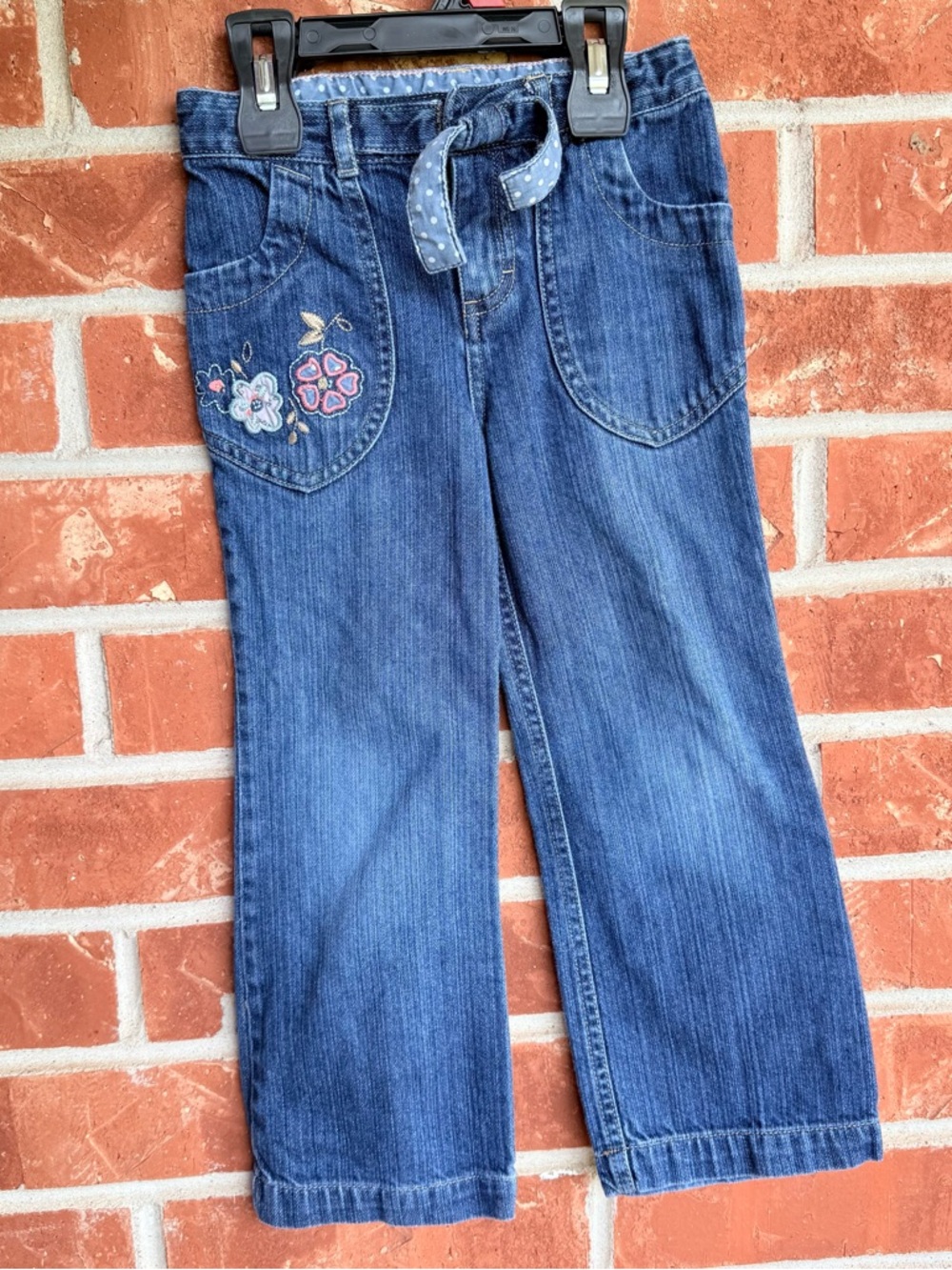 Vintage Oshkosh girls size 4t jeans with flower embroidery